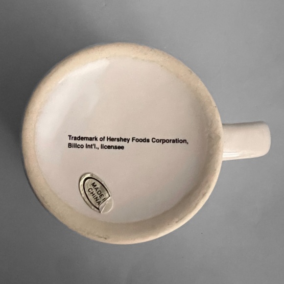 Reeses Peanut Butter Cups Tins & Mini Mug - Picture 6 of 14